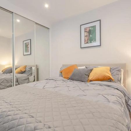 Modern Flat In The Heart Of West London Lägenhet Exteriör bild